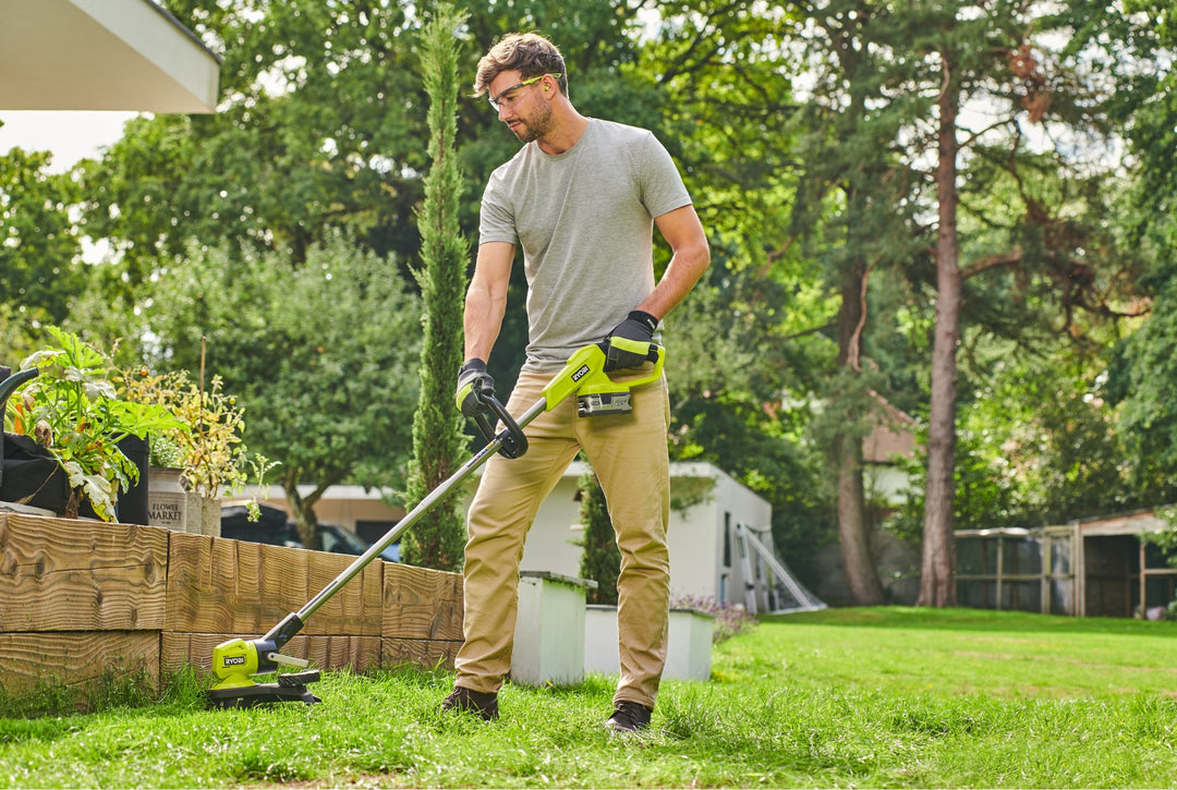 Ryobi RY18LT33A-0 18V ONE+ Cordless 33cm EasyEdge™ Grass Trimmer (Bare Tool)