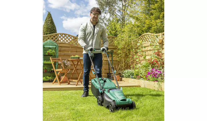 McGregor MCR2134A 34cm Cordless Rotary Lawnmower - 21.6V