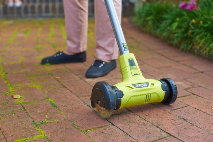 Ryobi RY18PCA-140 18V ONE+™ Cordless Patio Cleaner with Wire Brush (1 x 4.0Ah)