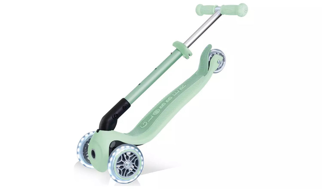 Globber Junior Ecological 3 Wheel Scooter - Pistachio