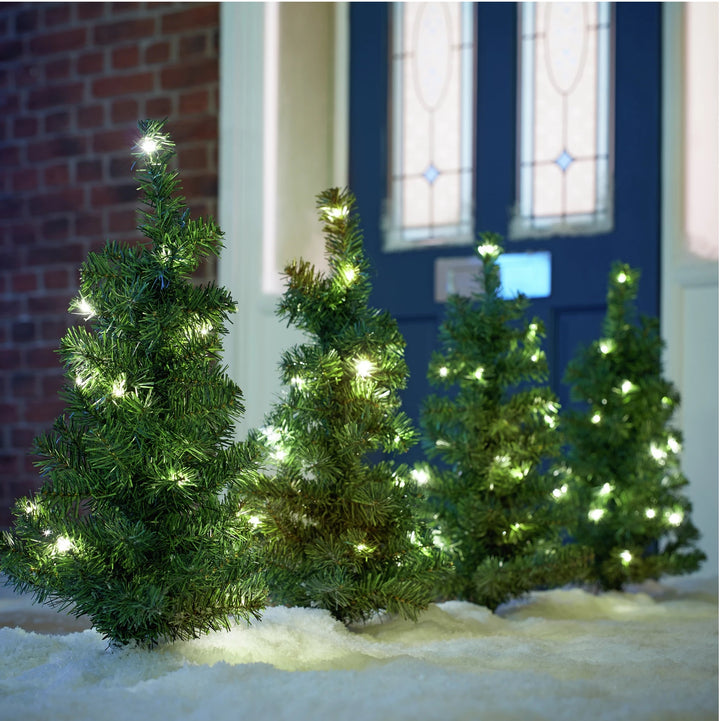 Habitat Set of 4 Christmas Tree Path Finders