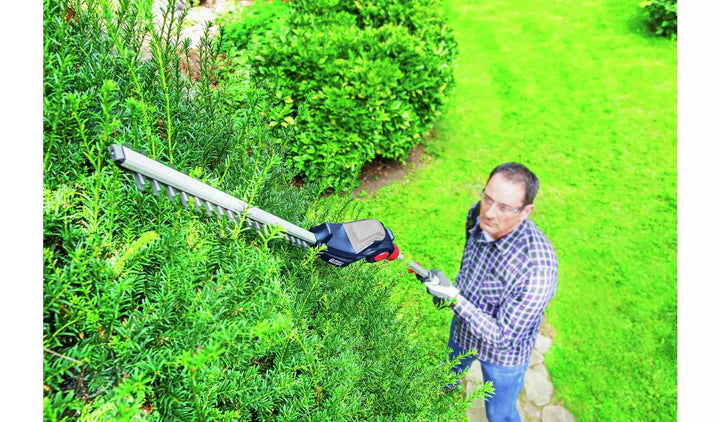 Spear & Jackson 45cm Cordless Pole Hedge Trimmer - 18V - S18EHP